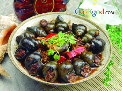 田螺酿肉炖土鸡的做法