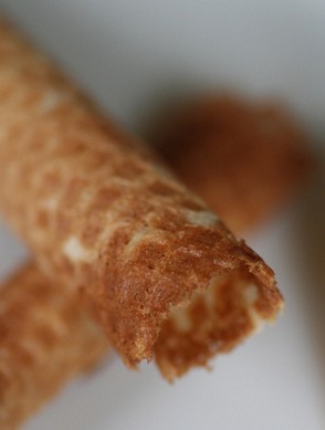 酥香的蛋卷的做法