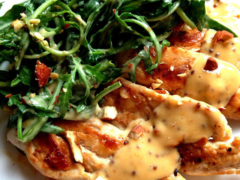 和风芥末芝麻叶鸡肉沙拉的做法