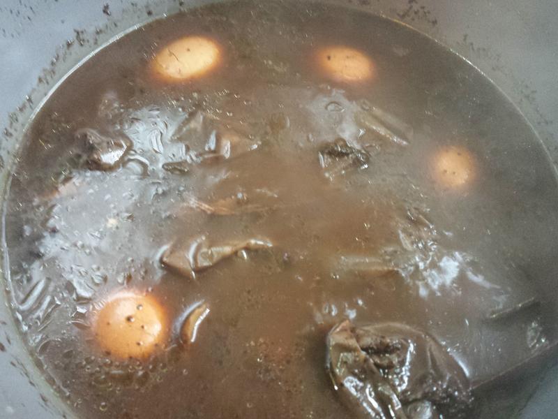 �����ײ�Ҷ����������