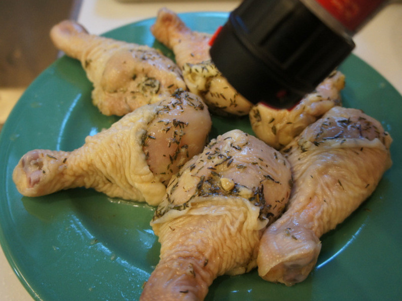 ���ʷ��ۿ���ݼ��ȵ�����