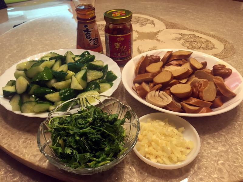 ��ζ�����ؼ�С�ƹϵ�����