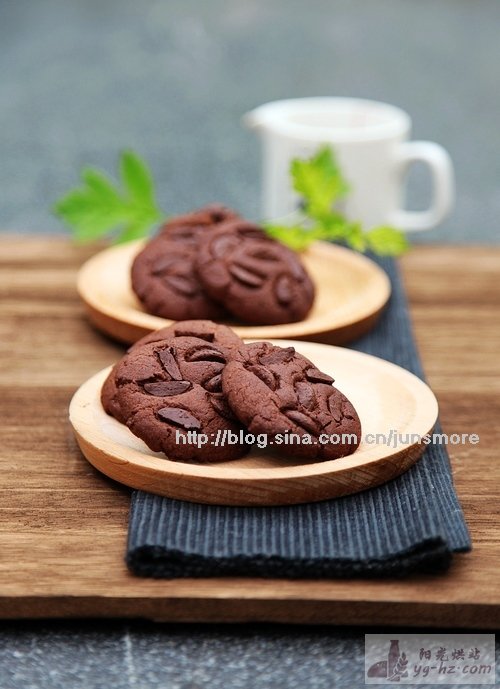 大块黑巧克力曲奇的做法