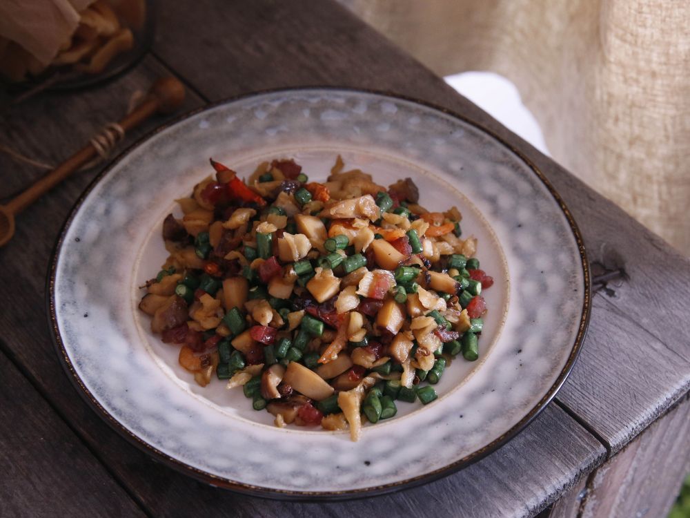 �����˸�������������