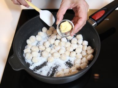 黹�������������