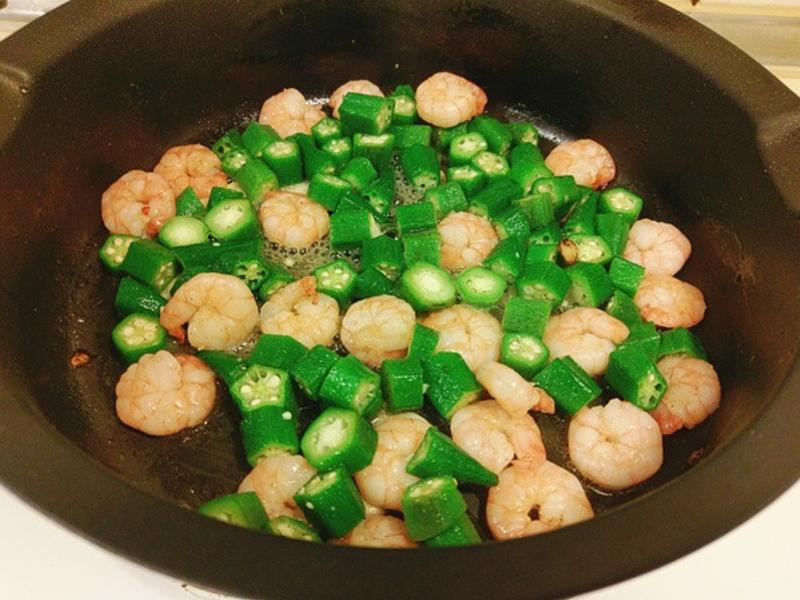 �����Ϻ�ʵ�����