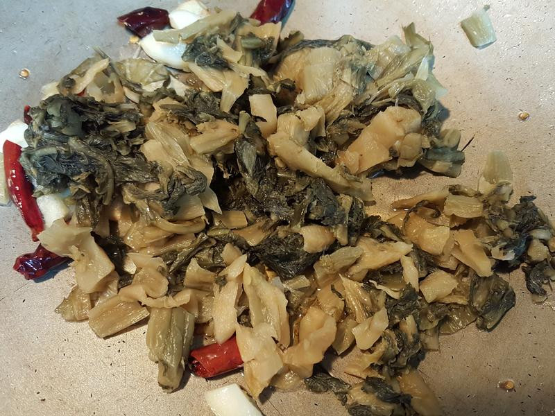 ����±�Ӳ���ɵ�����