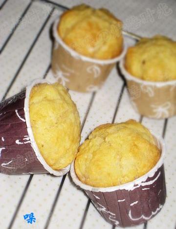 百变小蛋糕之。。香浓玉米小蛋糕。的做法