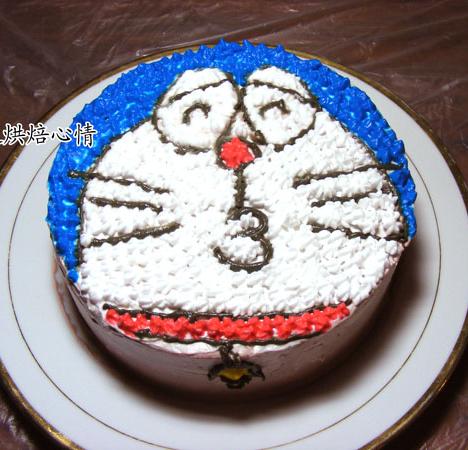 机器猫脸谱蛋糕的做法