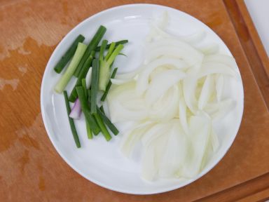 ��ʿ֭��ţ�ӵ�����