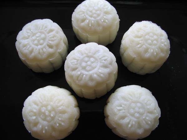 香芋冰皮月饼的做法