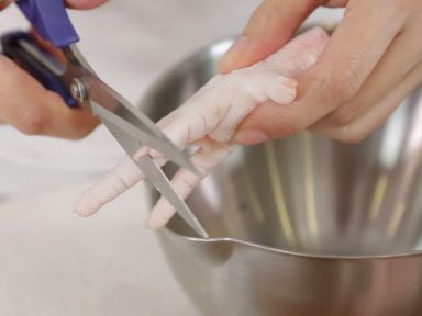 �����צ������