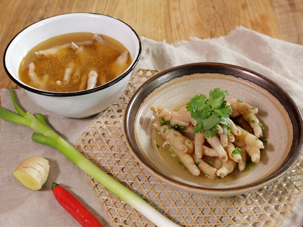 �����צ������