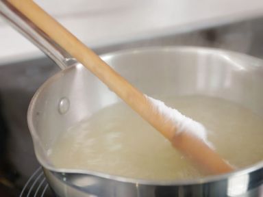 �����צ������