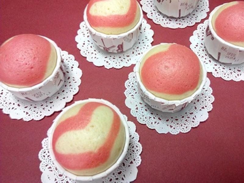 彩绘爱心蒸杯子蛋糕的做法