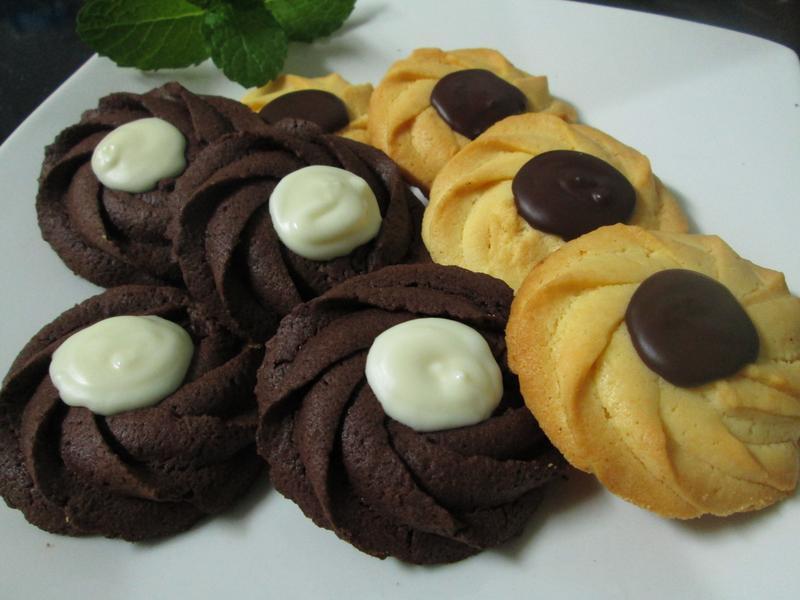 黑(白)巧奶酥饼干的做法