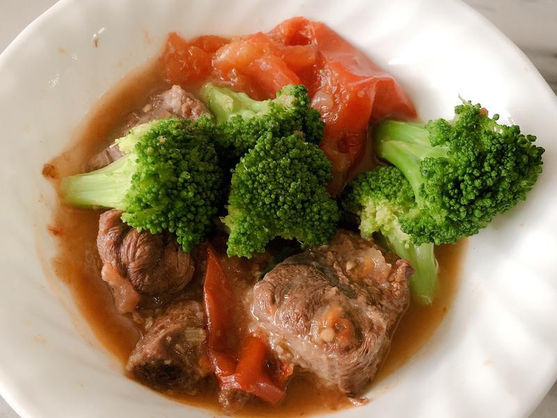 无水番茄牛肉的做法