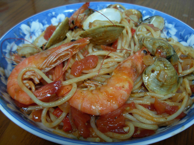 辣味蕃茄海鲜义大利面的做法