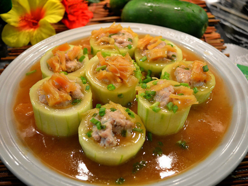 �ɱ���������ڹϵ�����