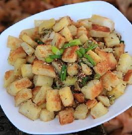 孜然蛋香炒馒头的做法