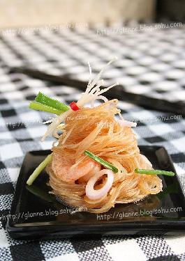 鱼露海鲜炒米粉的做法