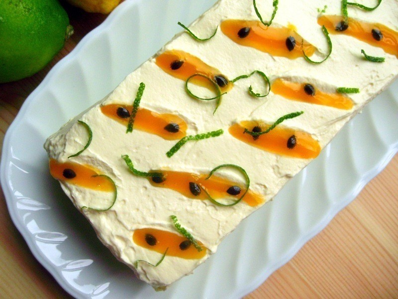 百香果慕斯乳酪蛋糕(烘焙展食谱募集)的做法