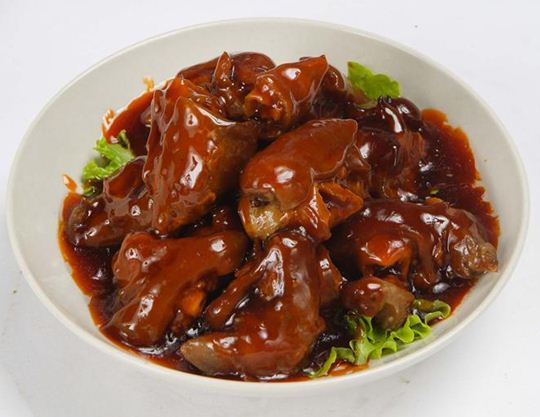 万峦猪脚的做法