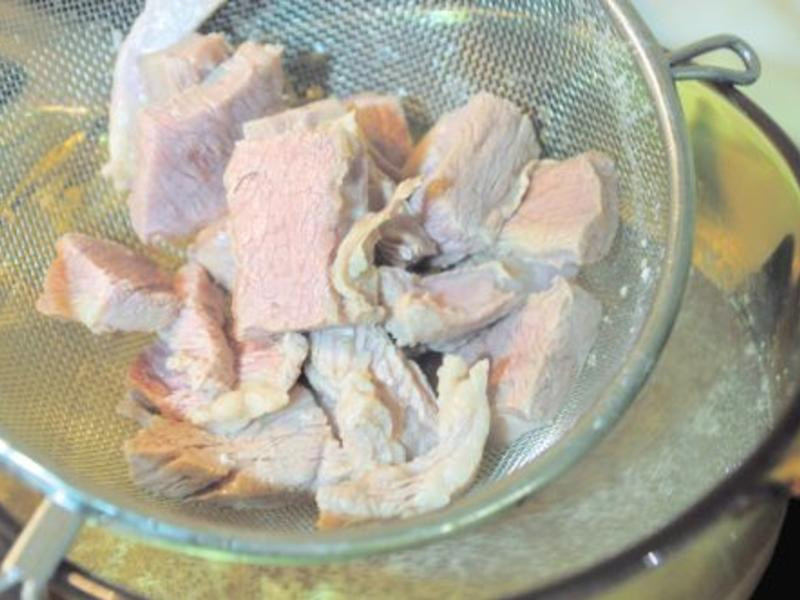 �Ӿ��ݷ��ţ�����������