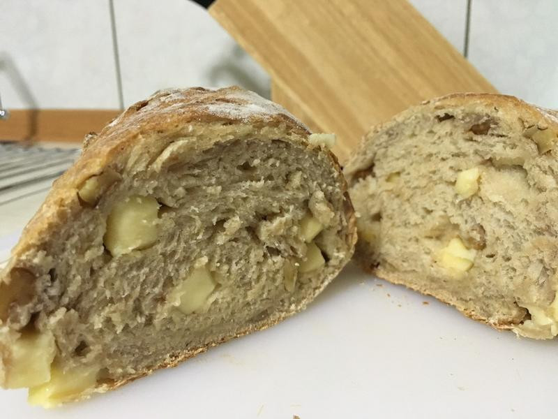 手作核桃乡村面包的做法