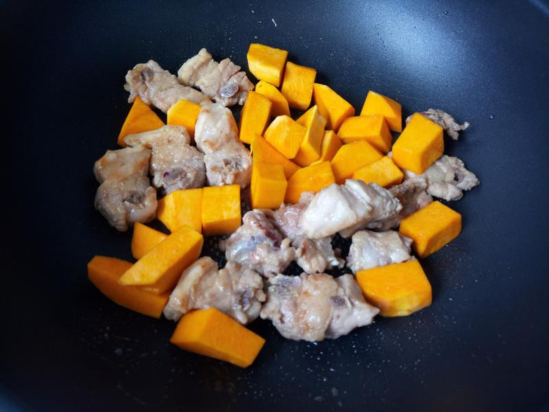 �Ϲ϶������Źǵ�����