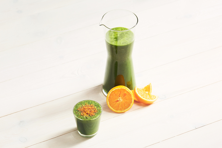 ��ɫ���˼ľ��������