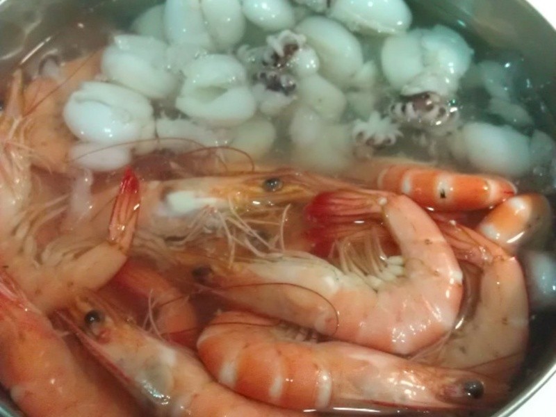 �����Ϻ�ͻ�֦������