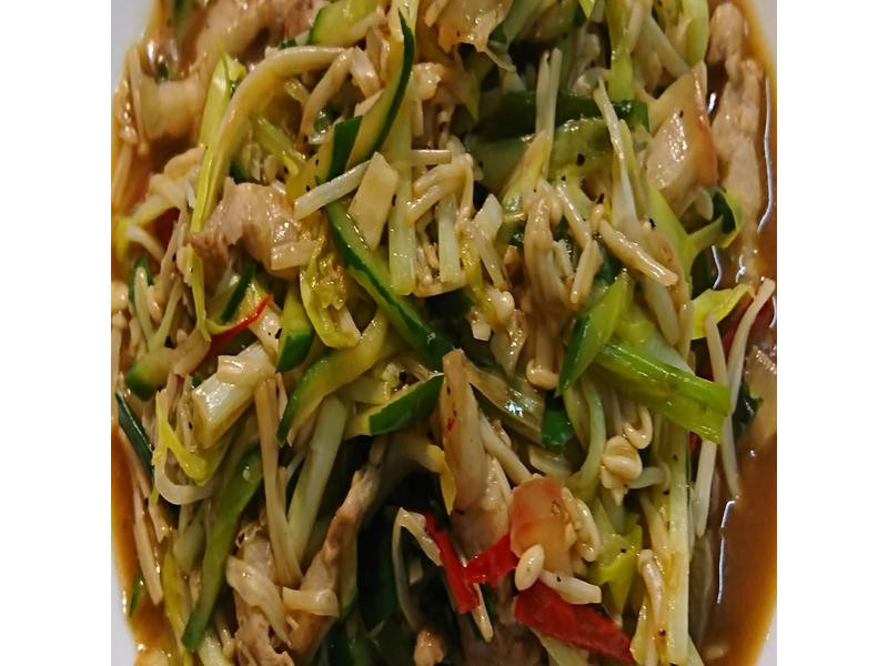 松粄肉炒韭黄的做法