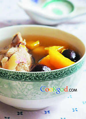 栗子红薯排骨汤的做法