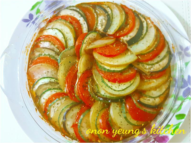 缤纷法国普罗旺斯炖菜的做法