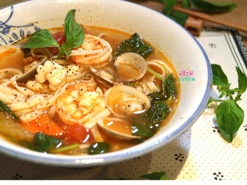 ���Ѻ������������