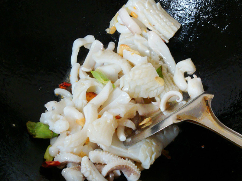 ��̨�ˣ�������֦������