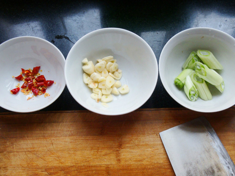 ��̨�ˣ�������֦������