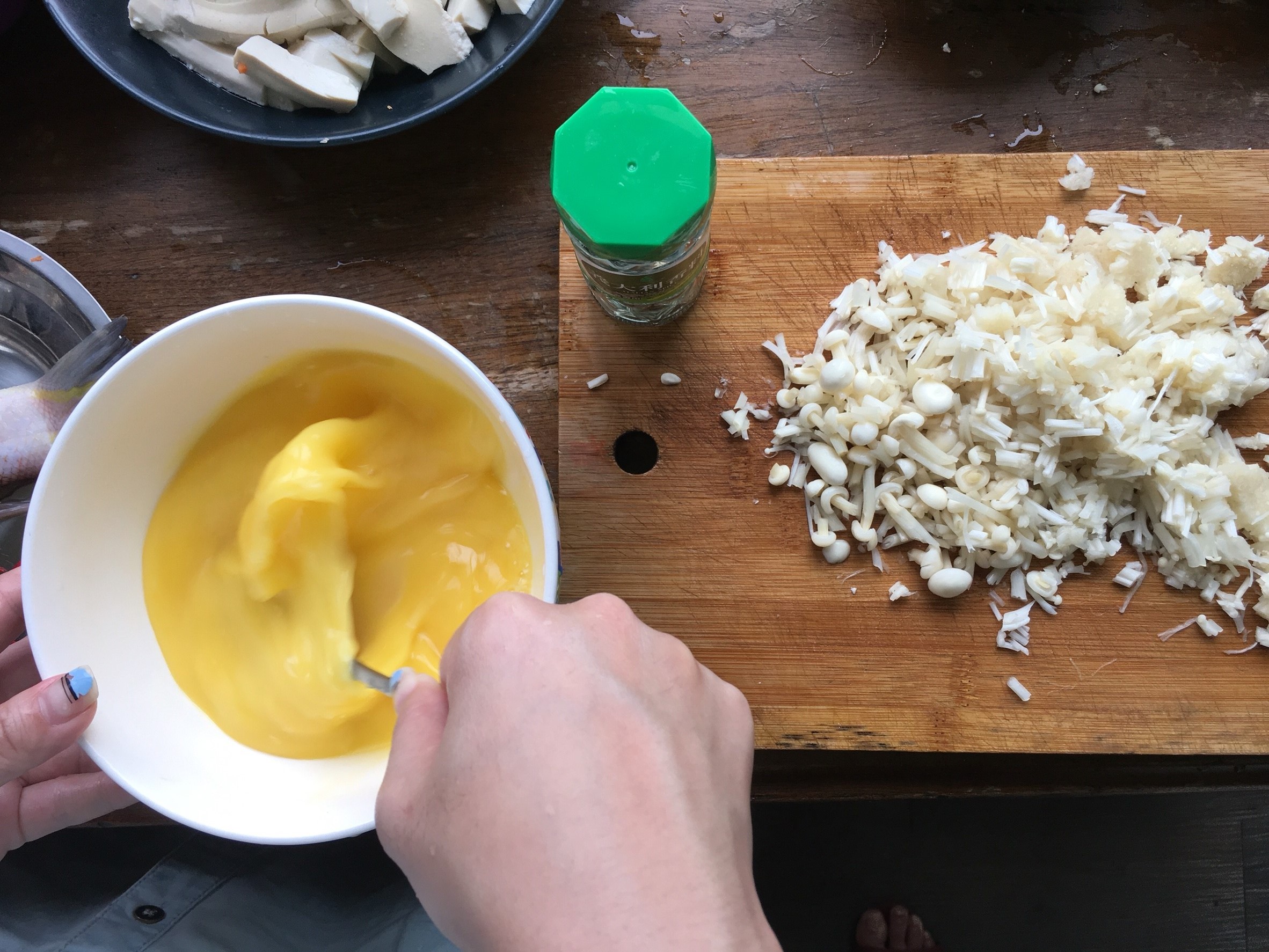 ��ʽ���빽�浰������