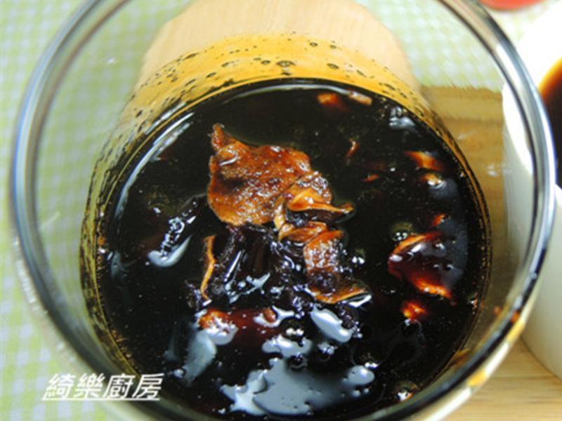 ��ĸ��Բ�����۵�����