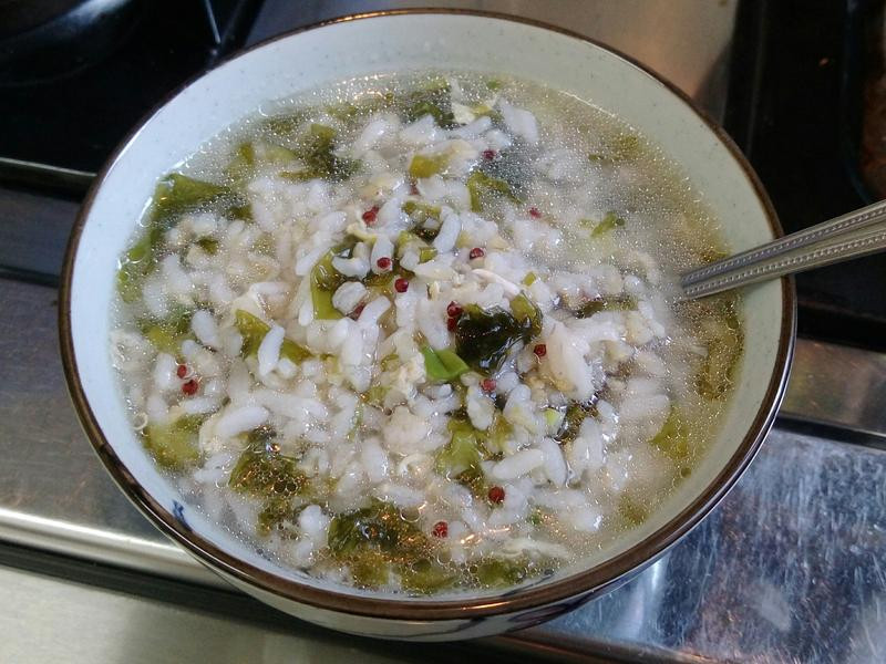 紫菜蛋花粥的做法