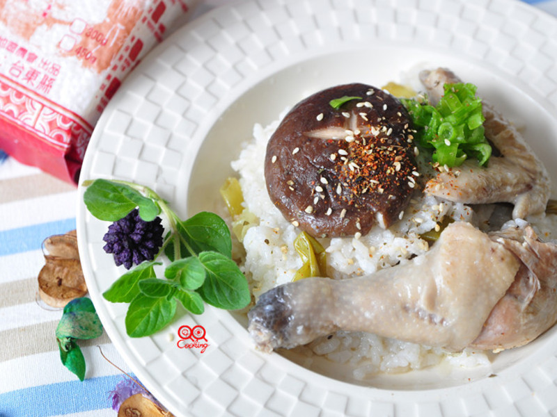 鲜菇鸡腿炖饭的做法