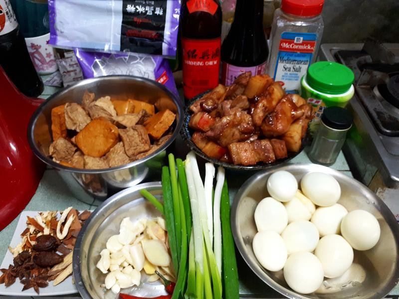 ����±ζ������