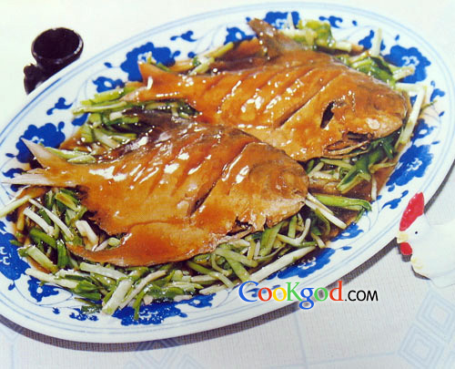 青蒜烧晶鱼的做法