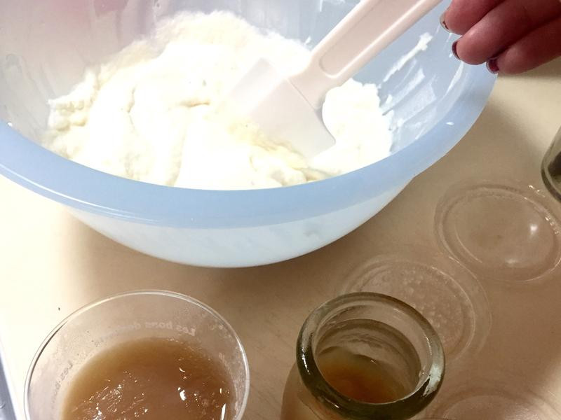 ��ɽ����Ľ˹�足������