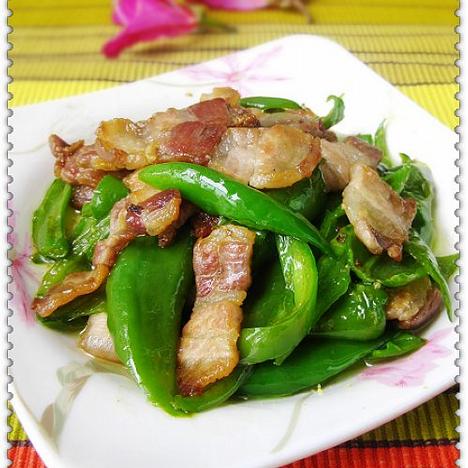 尖椒五花肉的做法