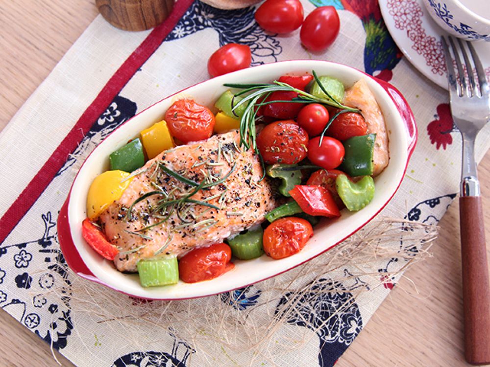 �׾���ɫ���h�����������