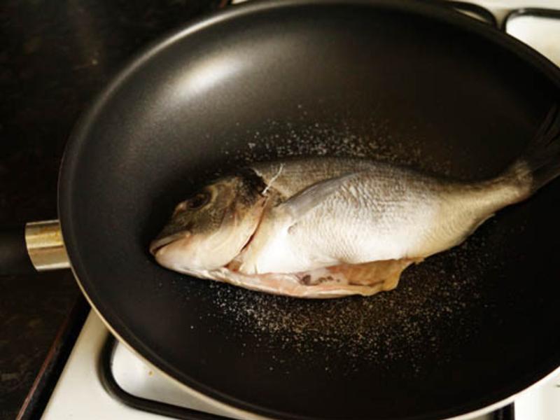 ÌðËáºìÉÕöÔÓãµÄ×ö·¨