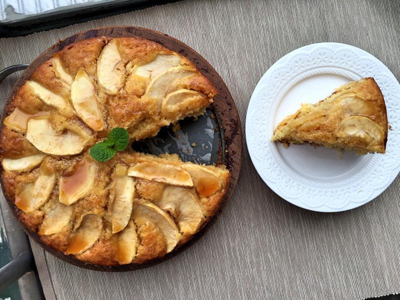 焦糖苹果蛋糕,酸甜好粗的做法