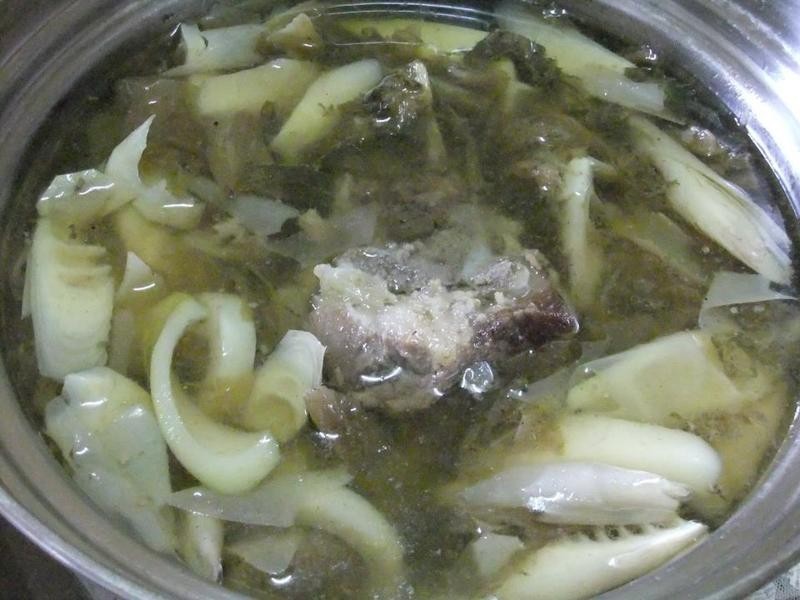 大骨福菜桂竹笋汤的做法